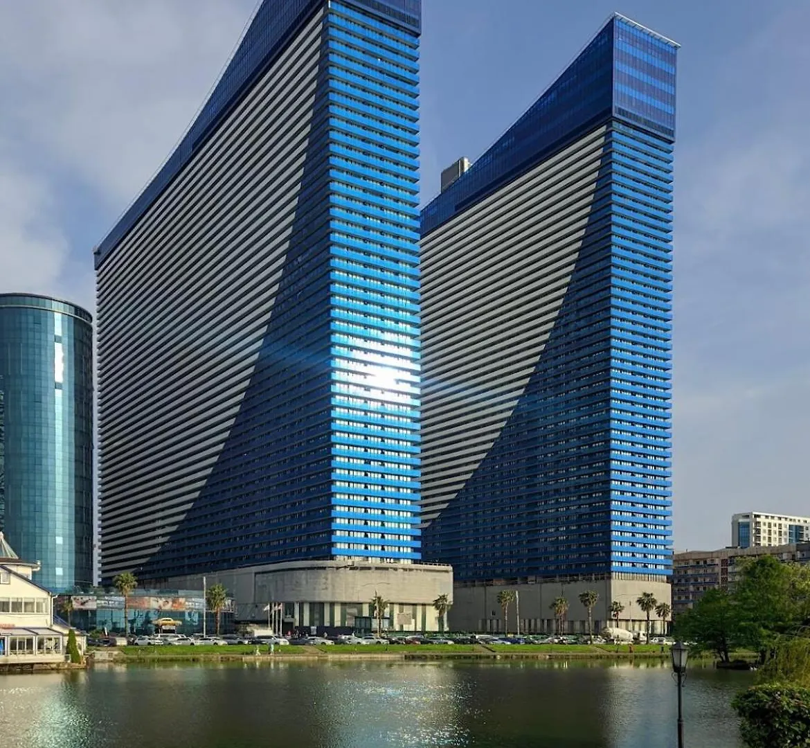 Orbi City Luxury Apartaments 바투미